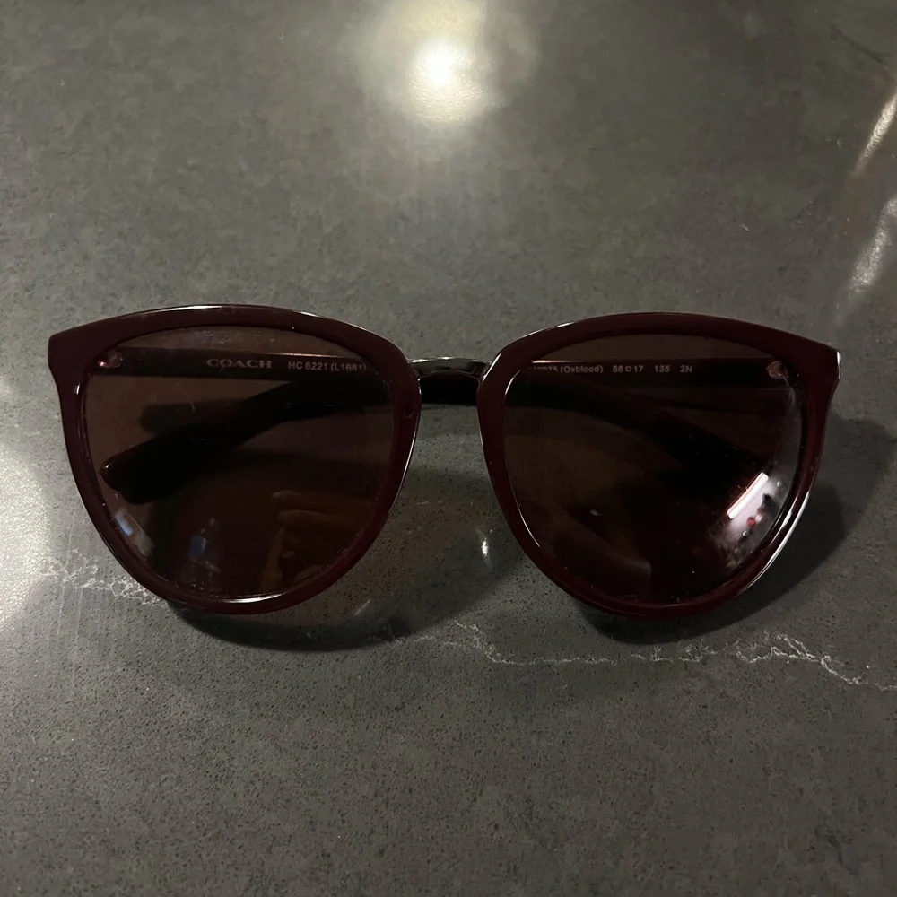 COACH SUNGLASSES - Picture 5 of 5